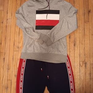 Tommy Hilfiger Gray Hoodie And Sweats with Red and Navy Accents